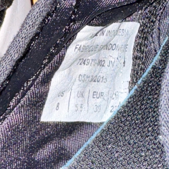 Women's size 8 super light Nikes - Picture 5 of 5